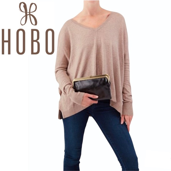 Hobo Leanne Crossbody Clutch